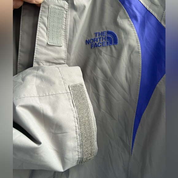 THE NORTH FACE girls size 14/16 Hyvent spring / fall jacket - Picture 4 of 7